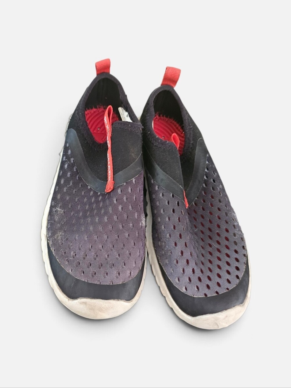 Kids Slip-On Mesh Athletic Shoes - Black with Red Accent